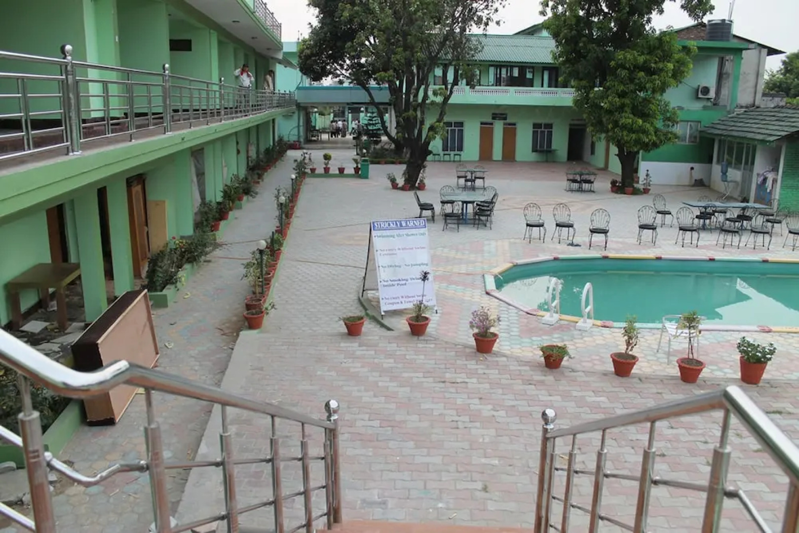 Hotel Saathi