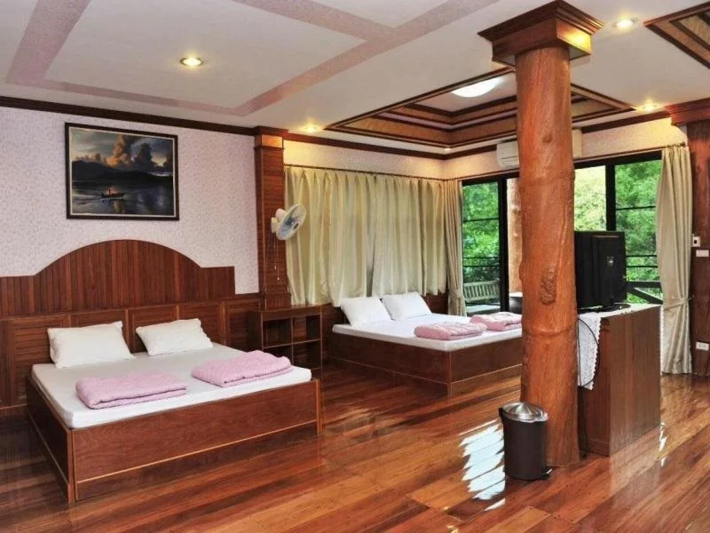 Baansuanrudee Resort