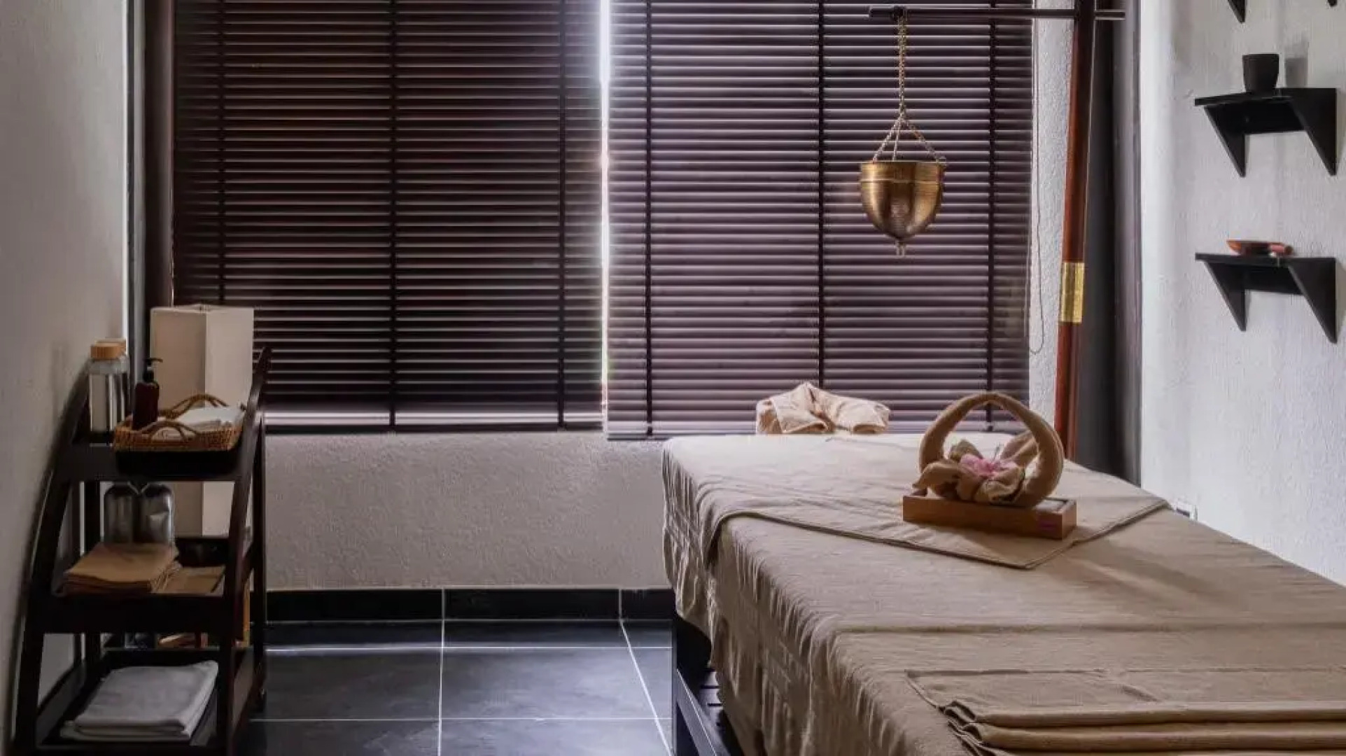 Rhino and River Wildlife Retreat & Spa, Pobitora - Guwahati