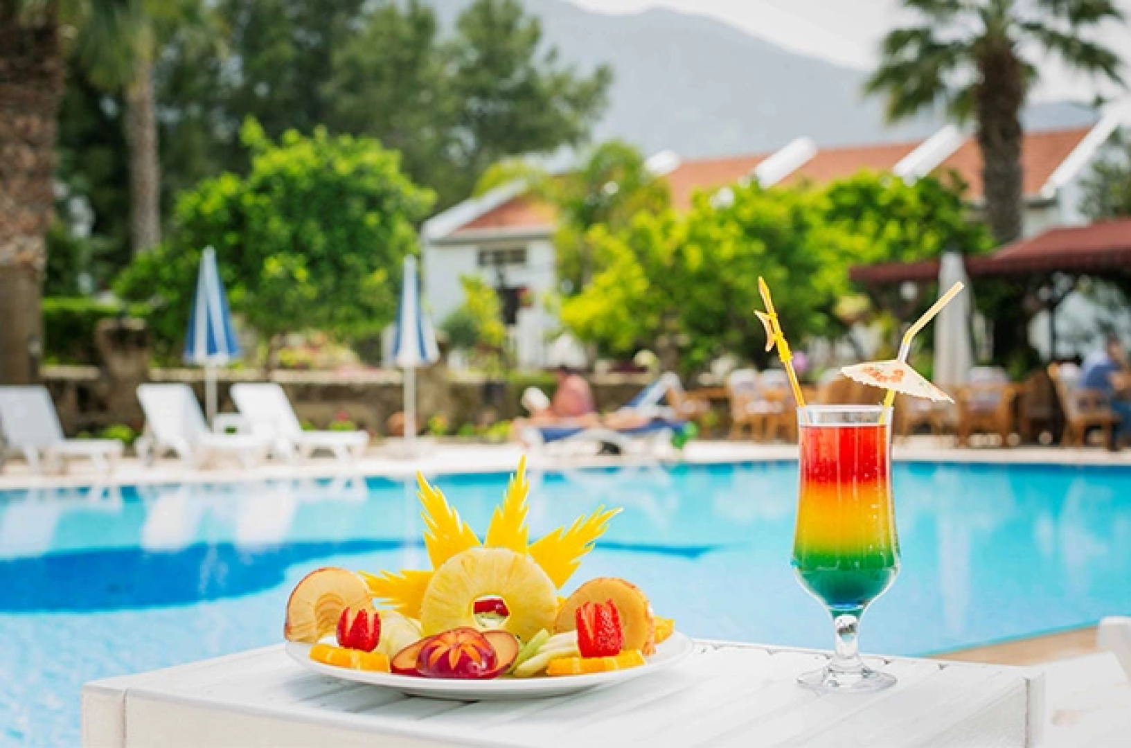 Almond Holiday Village