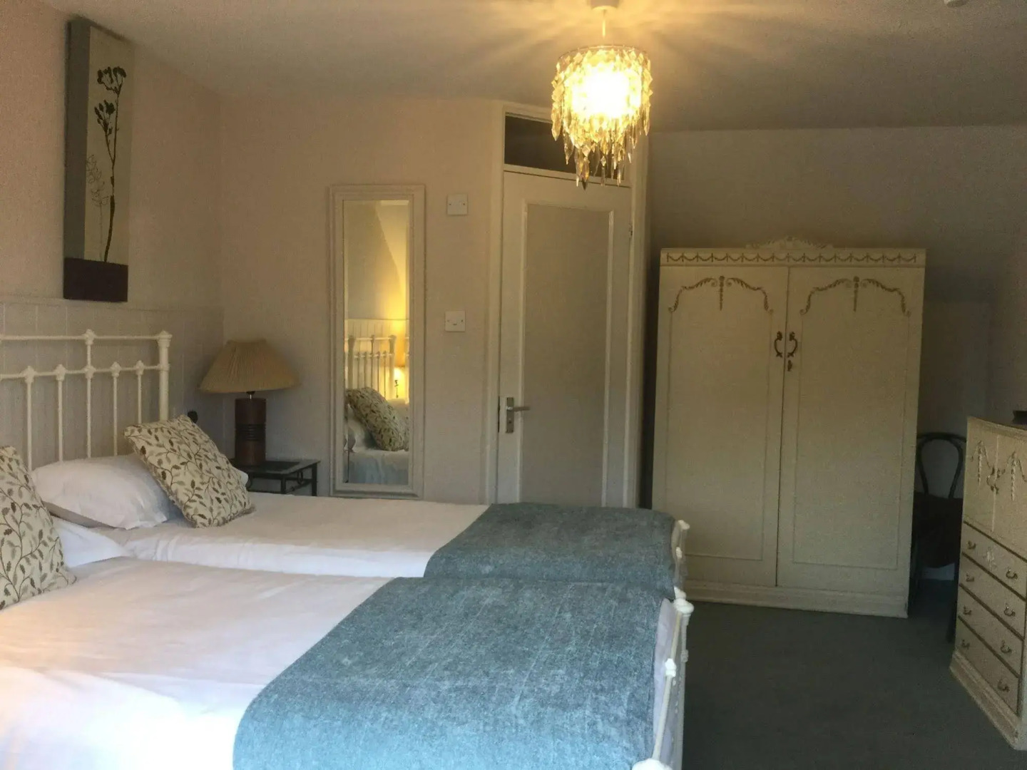 The Groveside Guest House