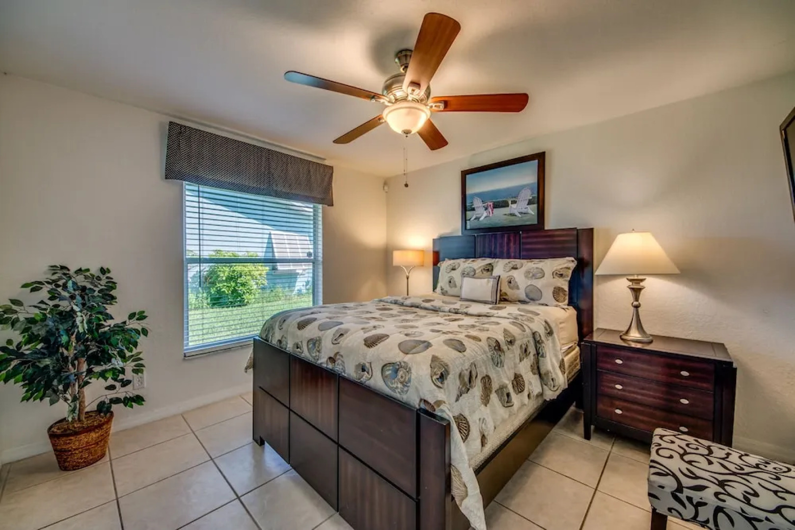 Villazo Ann - Roelens Vacations