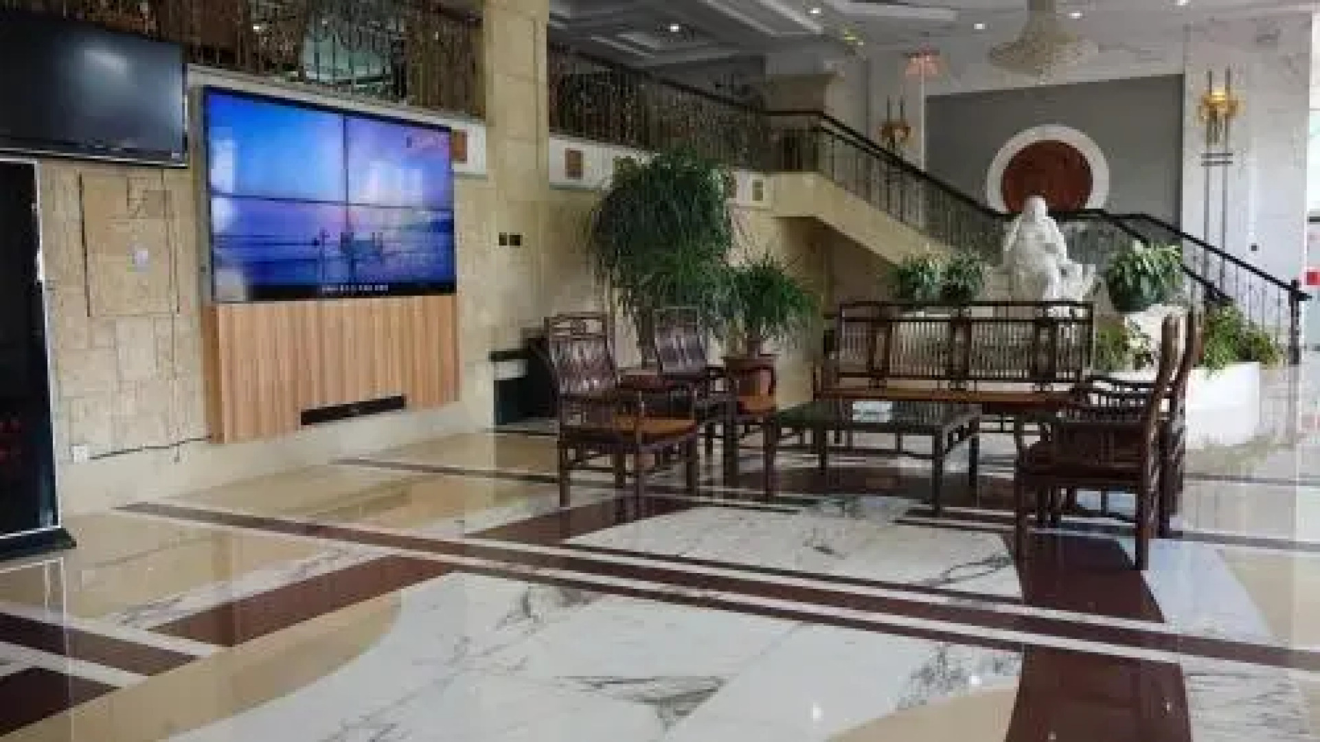 Chongwu Strait Hotel