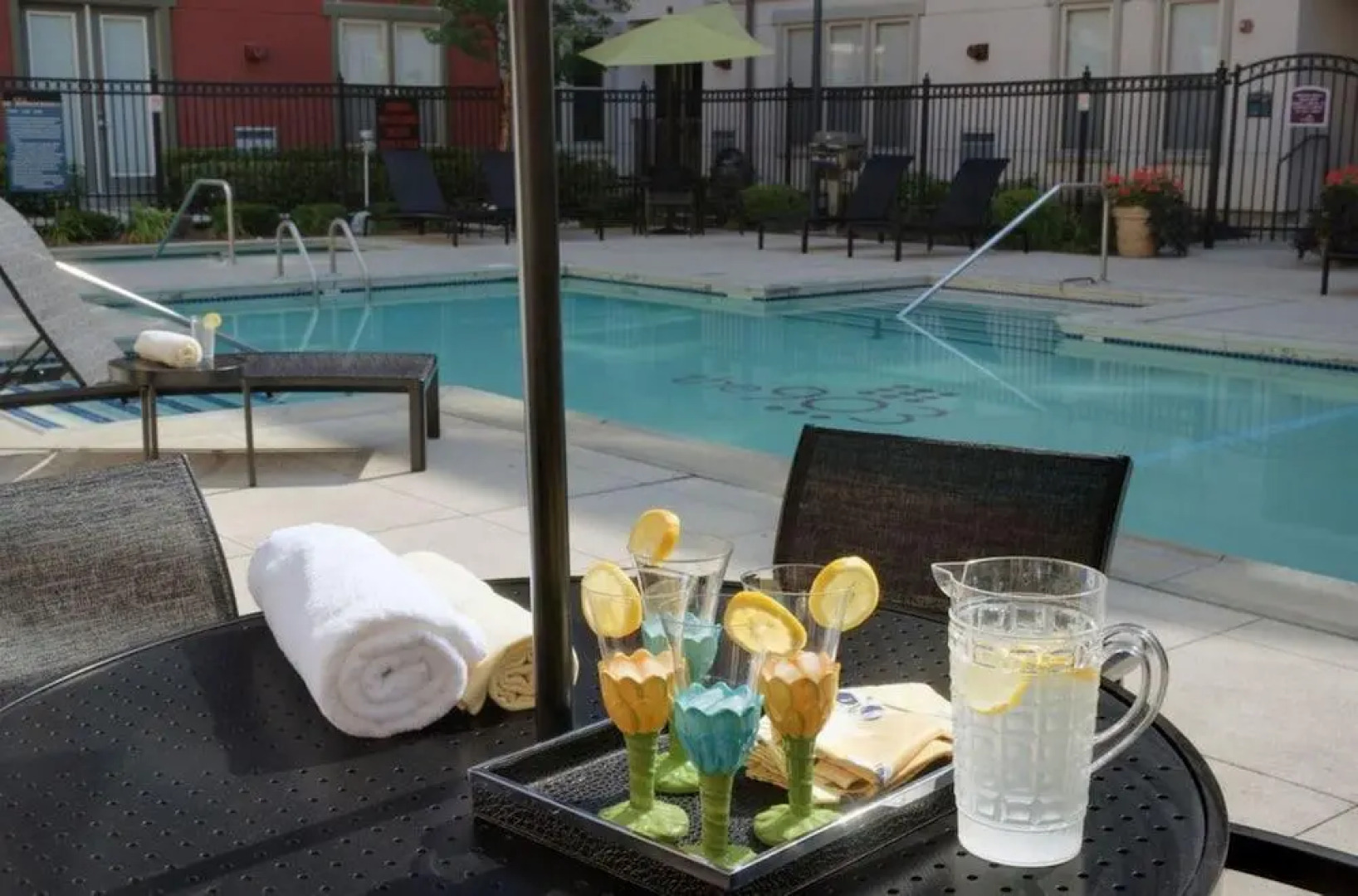 Bluebird Suites in Downtown Providence