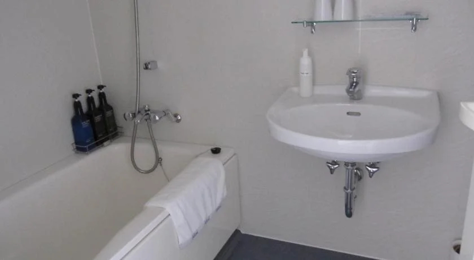 Ailand HOTEL YONAGUNI