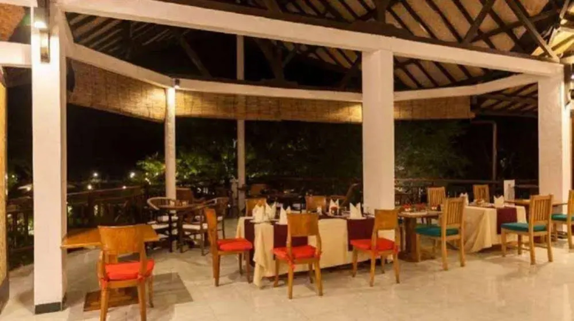 Bajo Komodo Eco Lodge