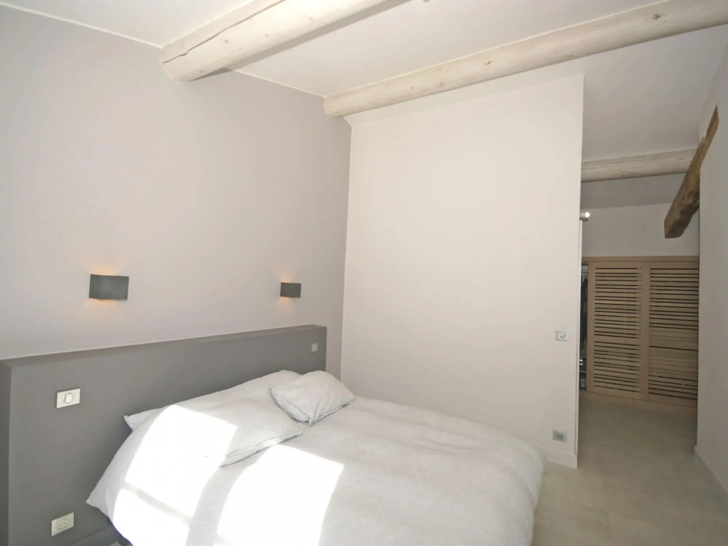 Beautiful Villa With air Conditioning, Large Private Swimming Pool and Near St. Remy-de-provence