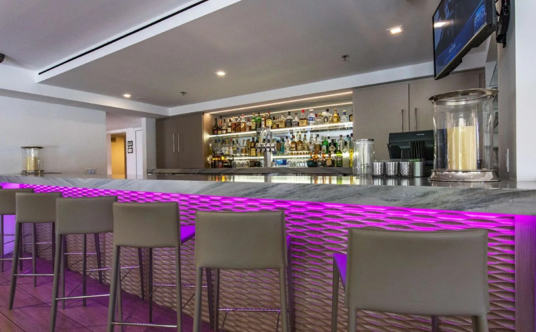 Best Western Plus Las Brisas Hotel