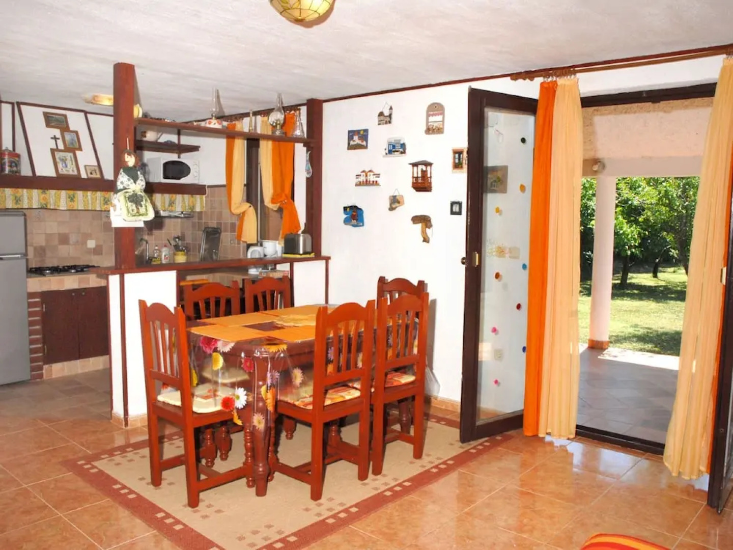 Charming Pool Home Near Pula