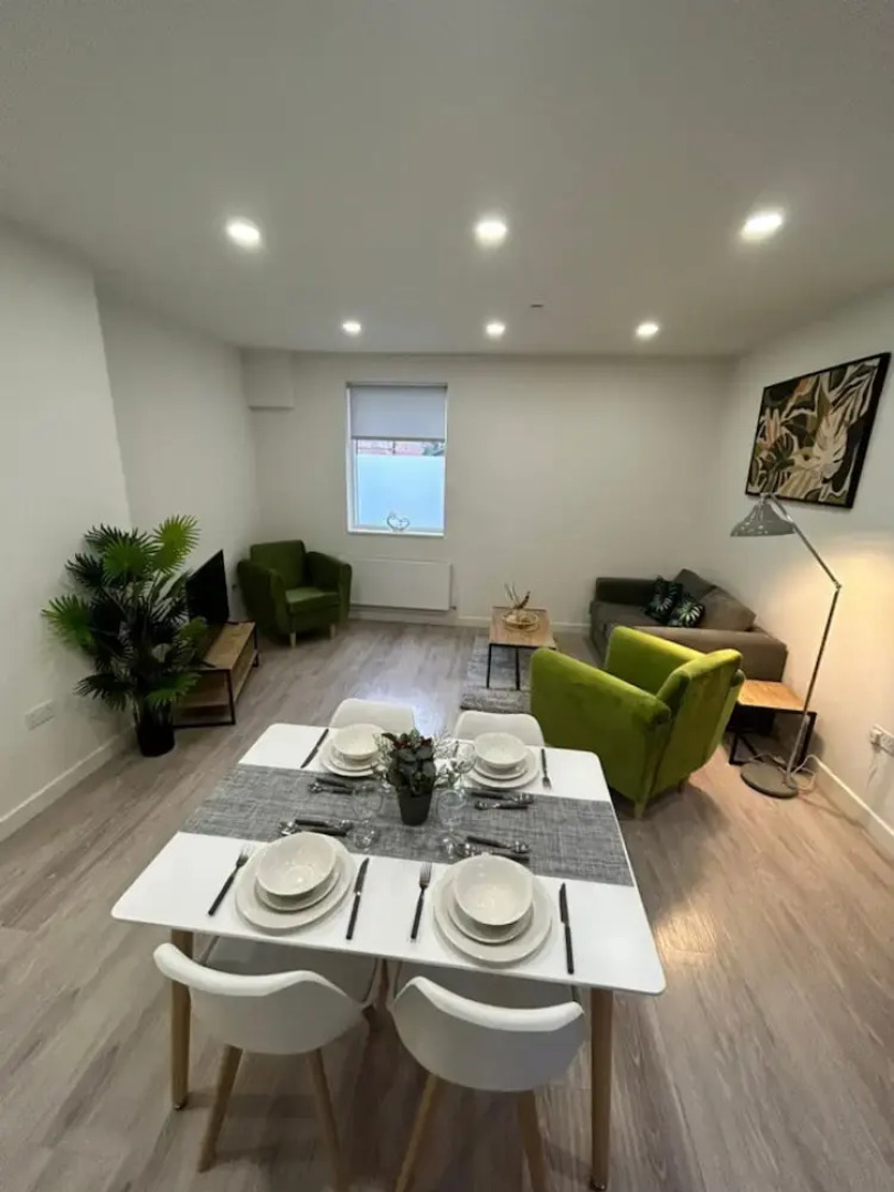 Luxury 1-bed Town Centre South Stevenage