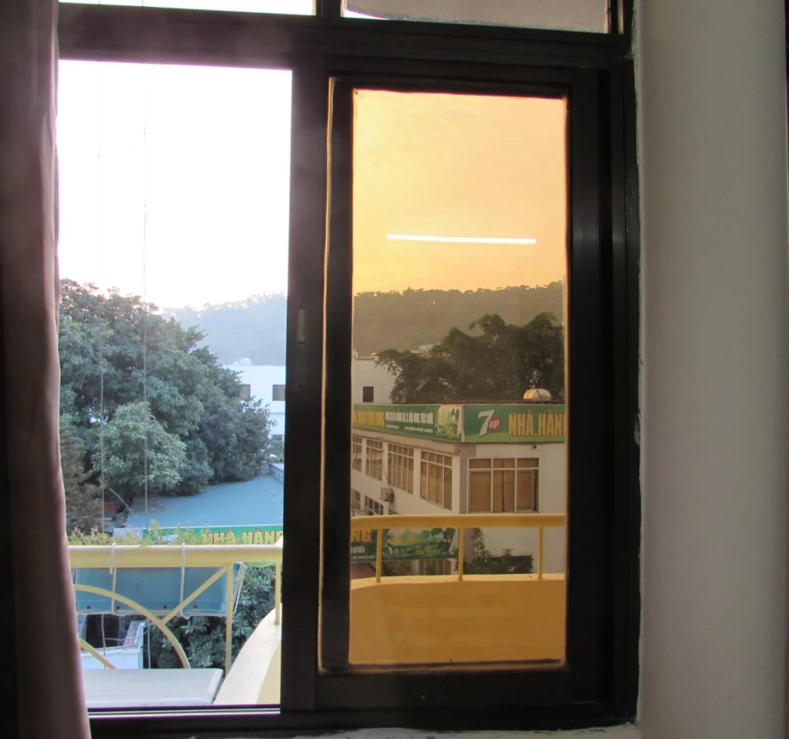 Viet Nhat Halong Hotel