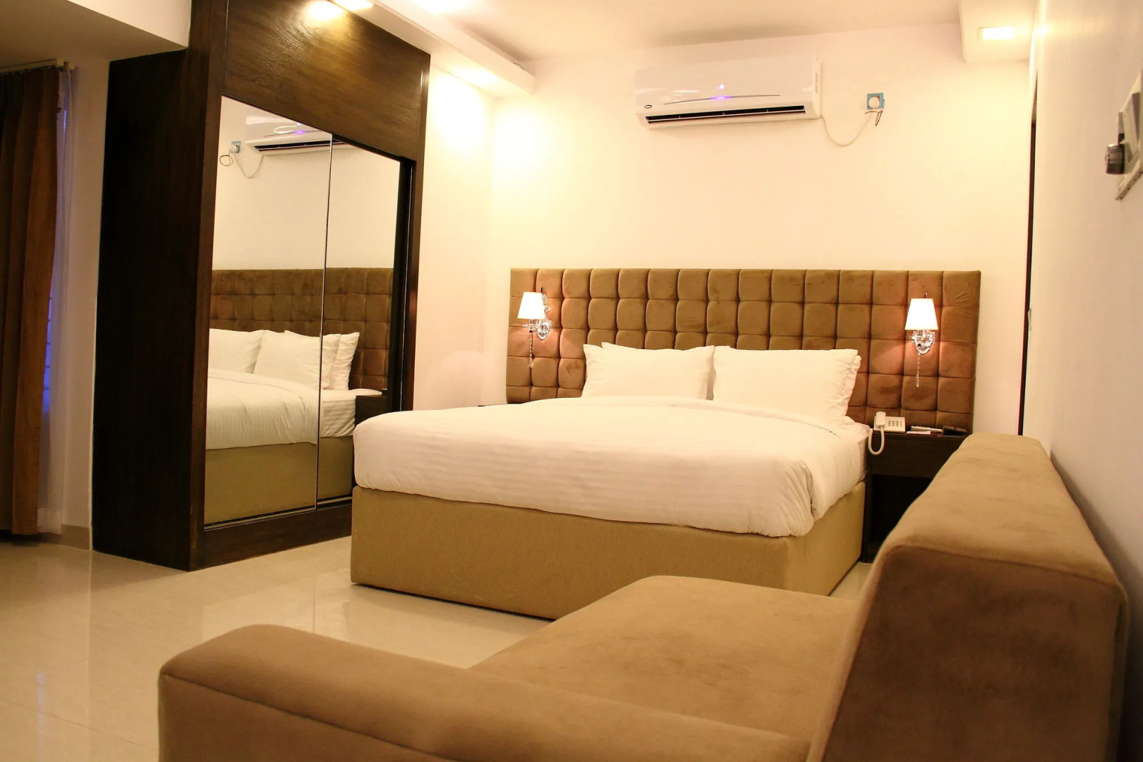 Blossom Hotel Dhaka