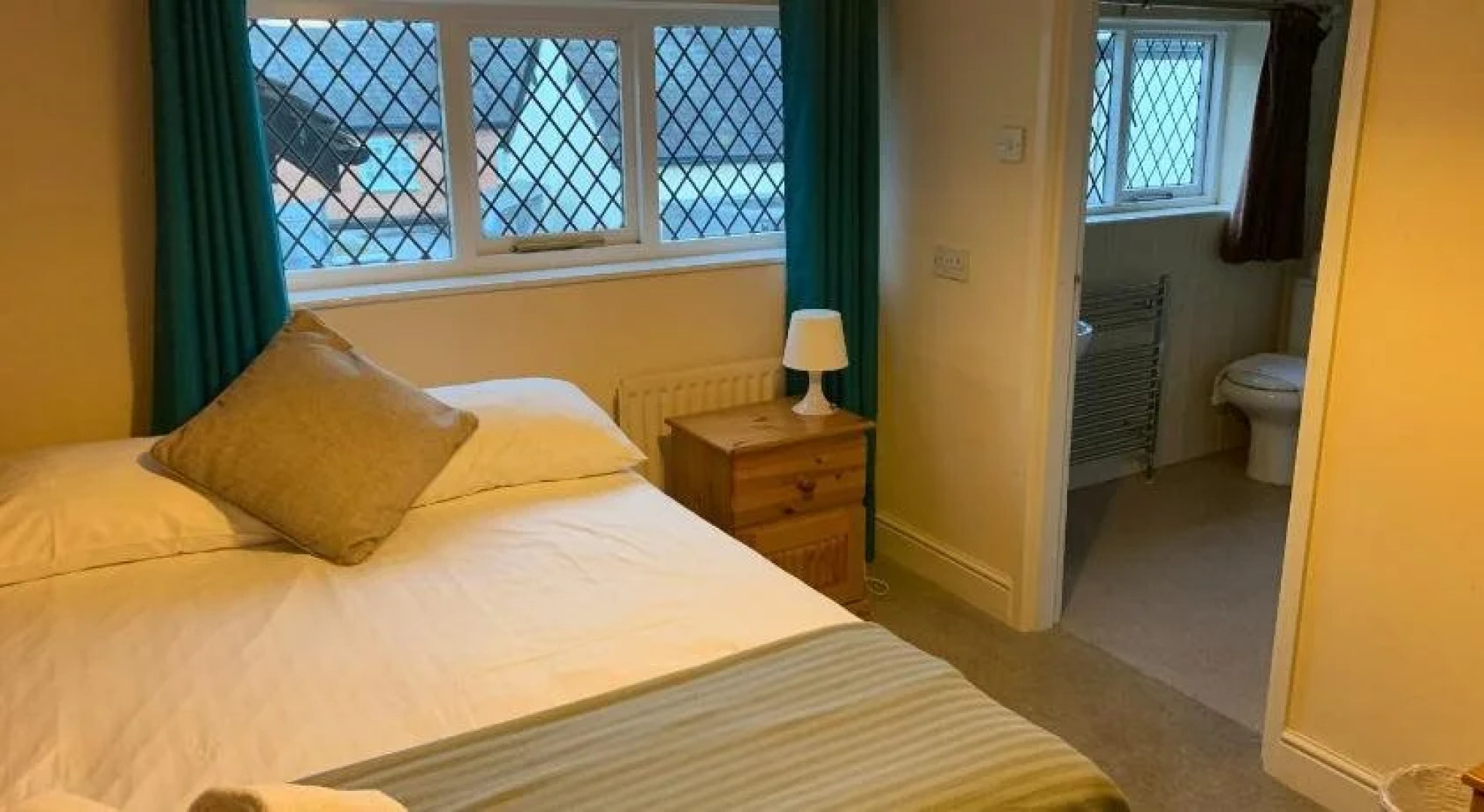 Chequers Country Inn