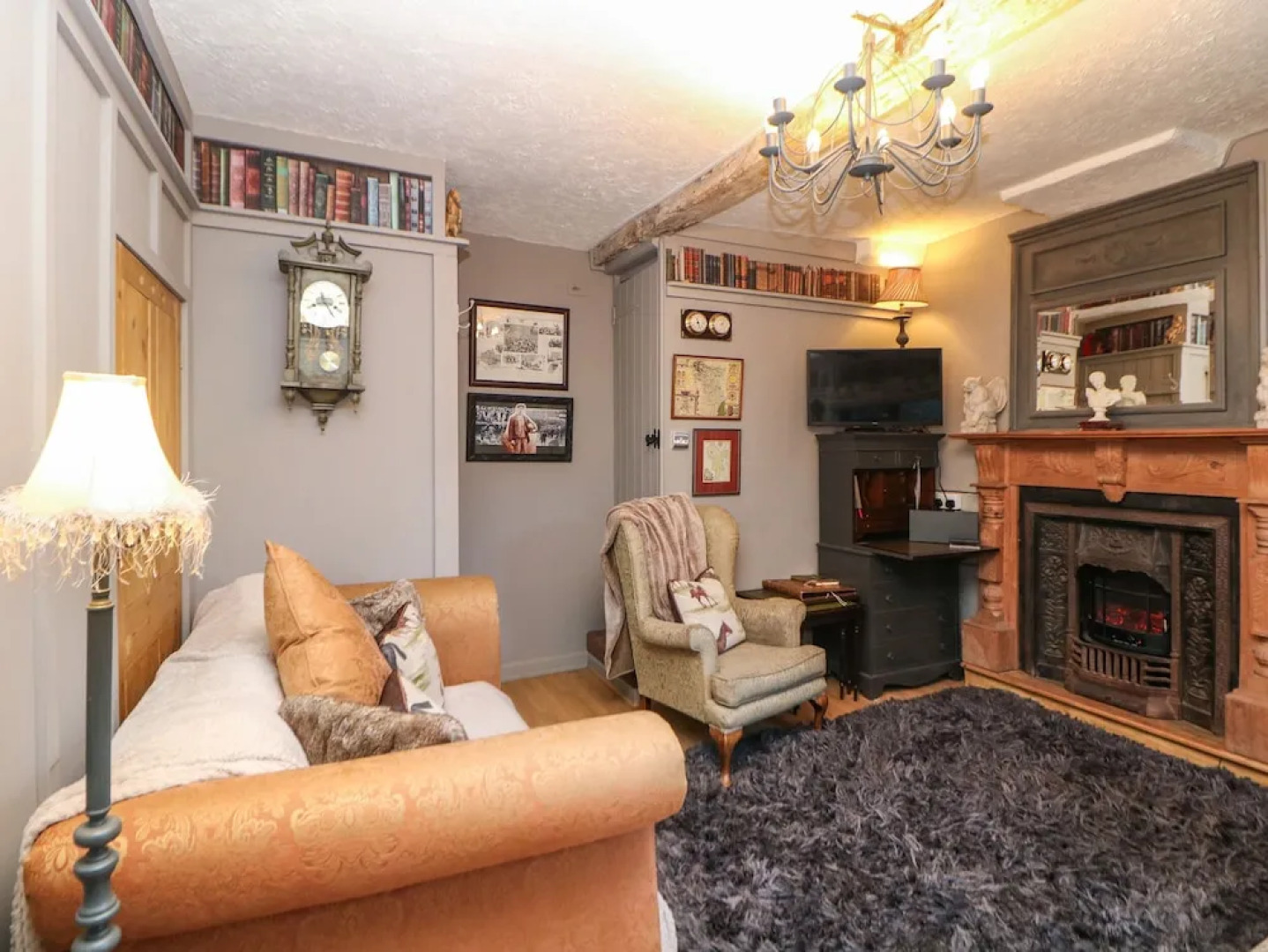 The Old Clock Makers