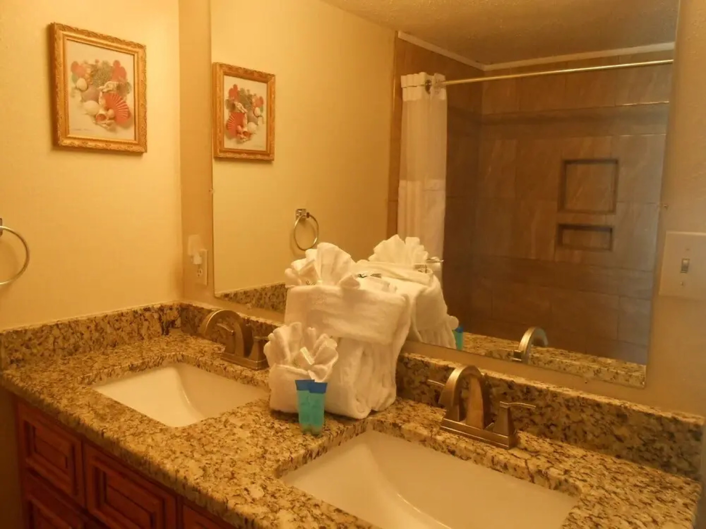 0101 Waters Edge Resort 3 Bedroom Condo by Redawning