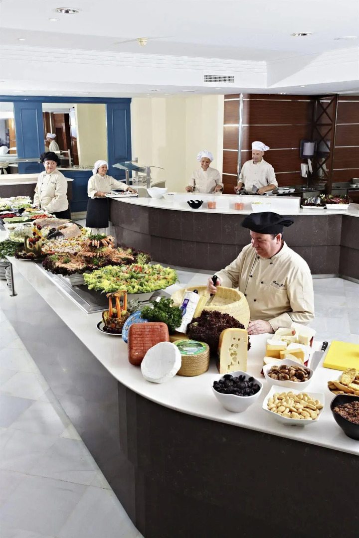 Hotel Serrano Palace