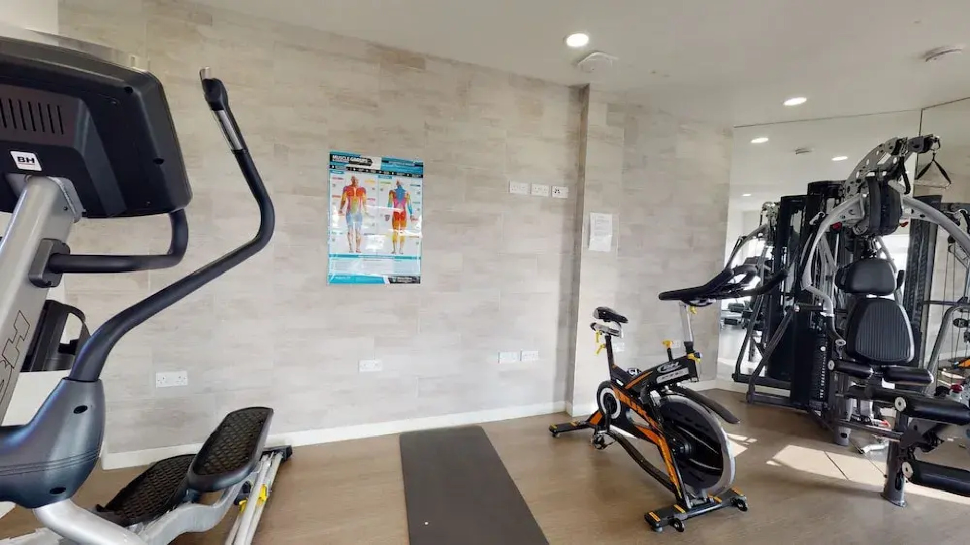 Luxury 1-bed Town Centre South Stevenage