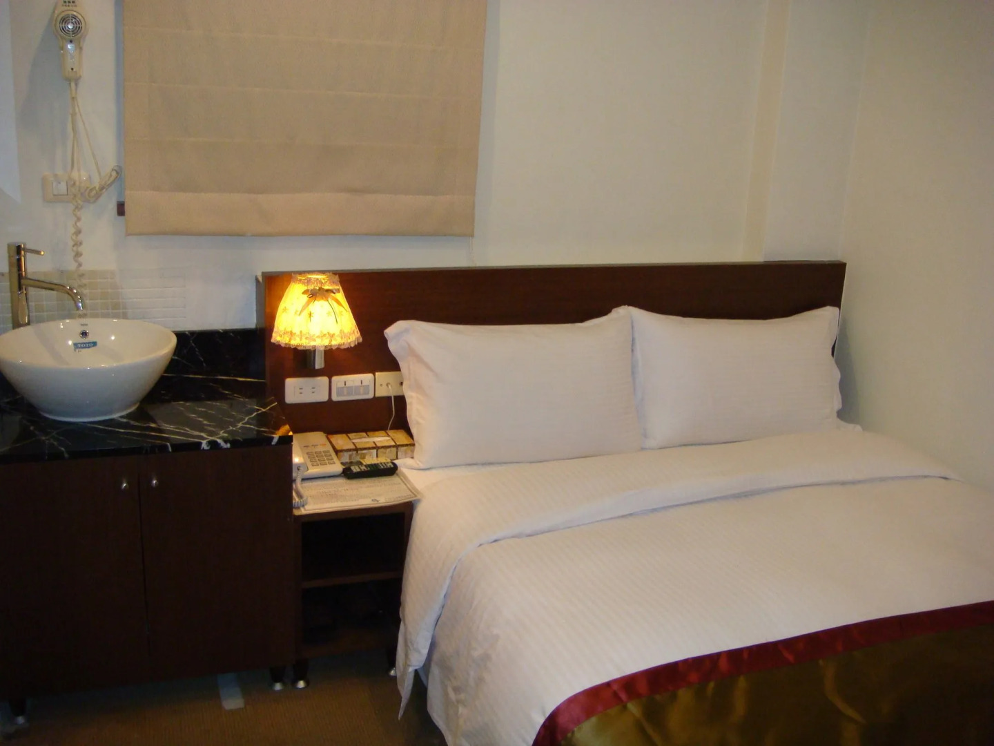 Host-On Exquisite Hotspring Hotel