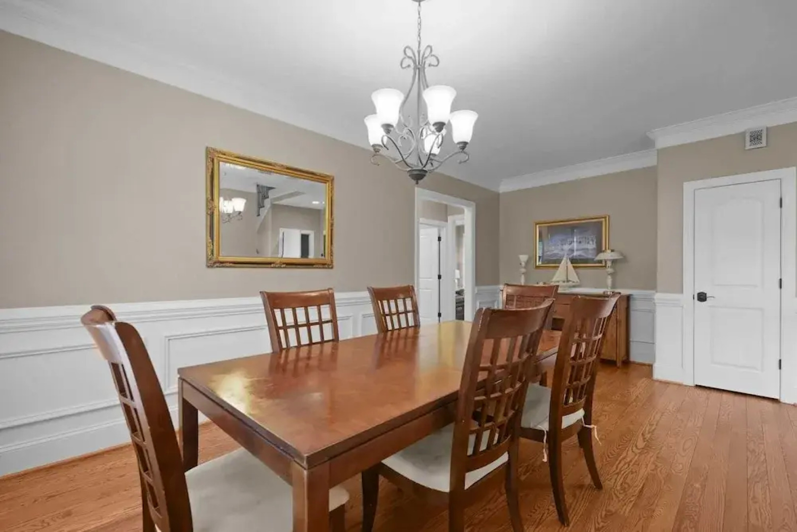 Sleeps 22, Lakefront w/ Private Dock & Pool, 2 Houses Lake Living by Avantstay