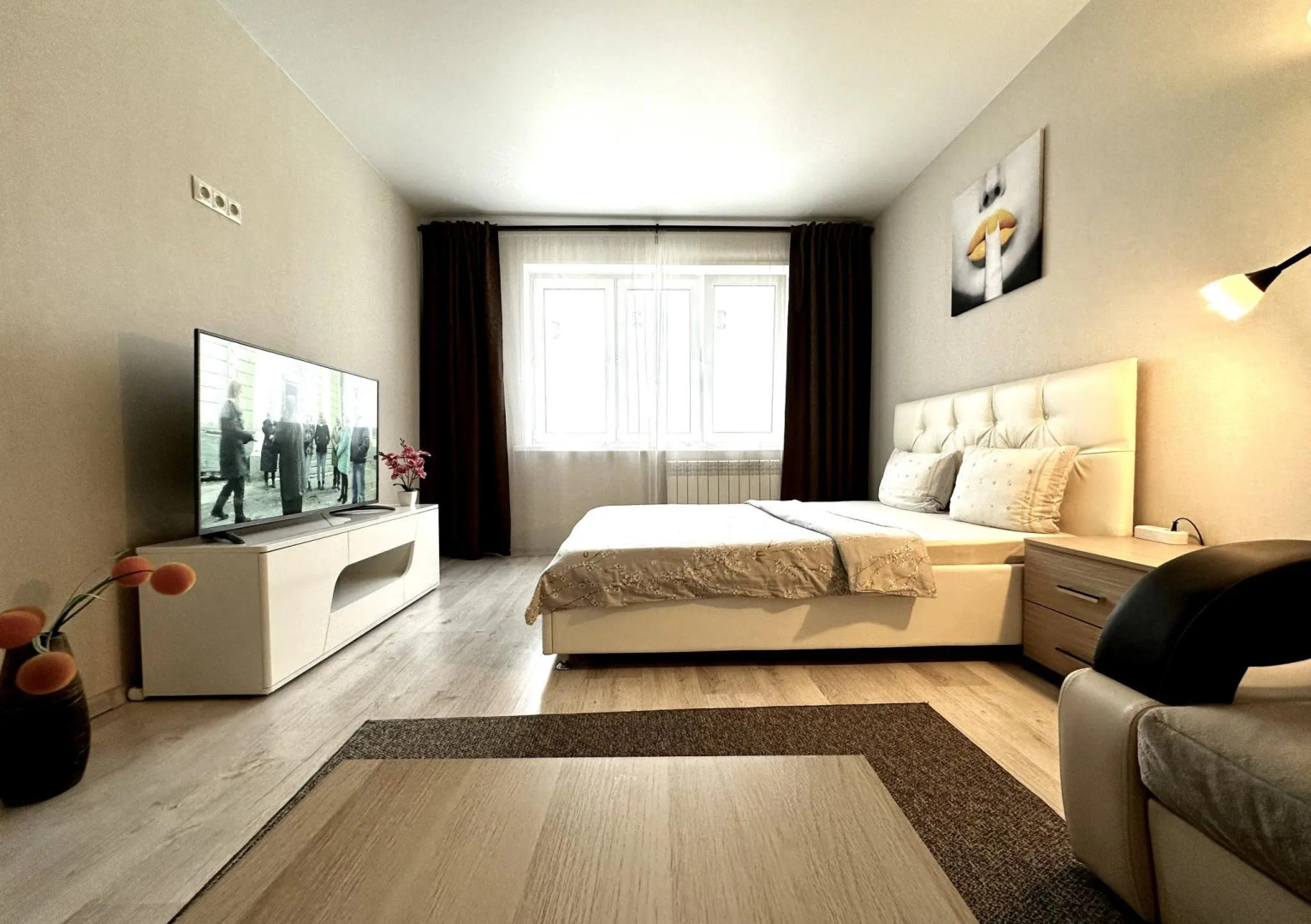 Фреш рум на улице Маршала Устинова, д.3