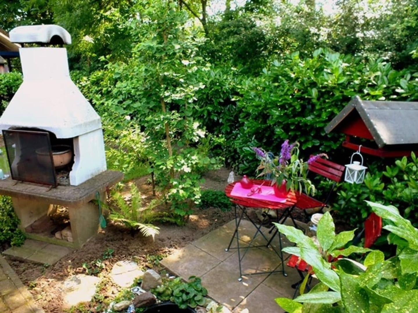 Lush Bungalow in Beek Gem Montferland with Jacuzzi