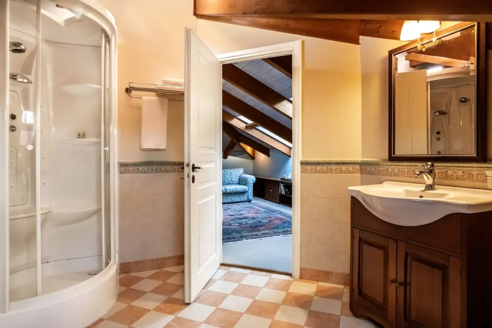 Archontiko Parnassus Dadi