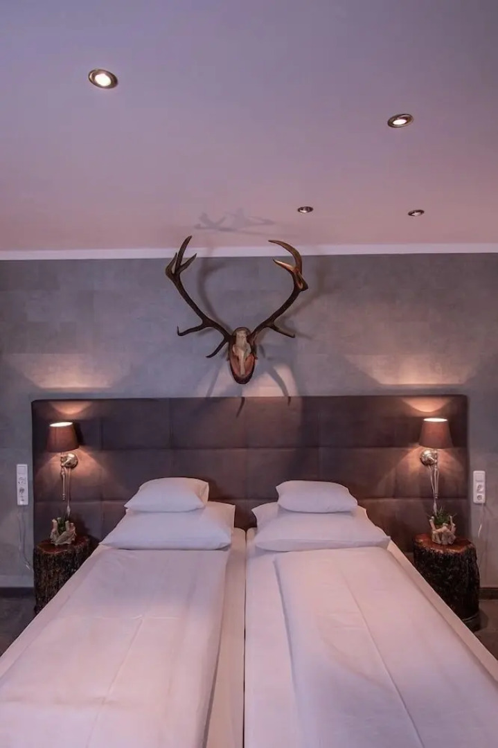 Schindler Hotel