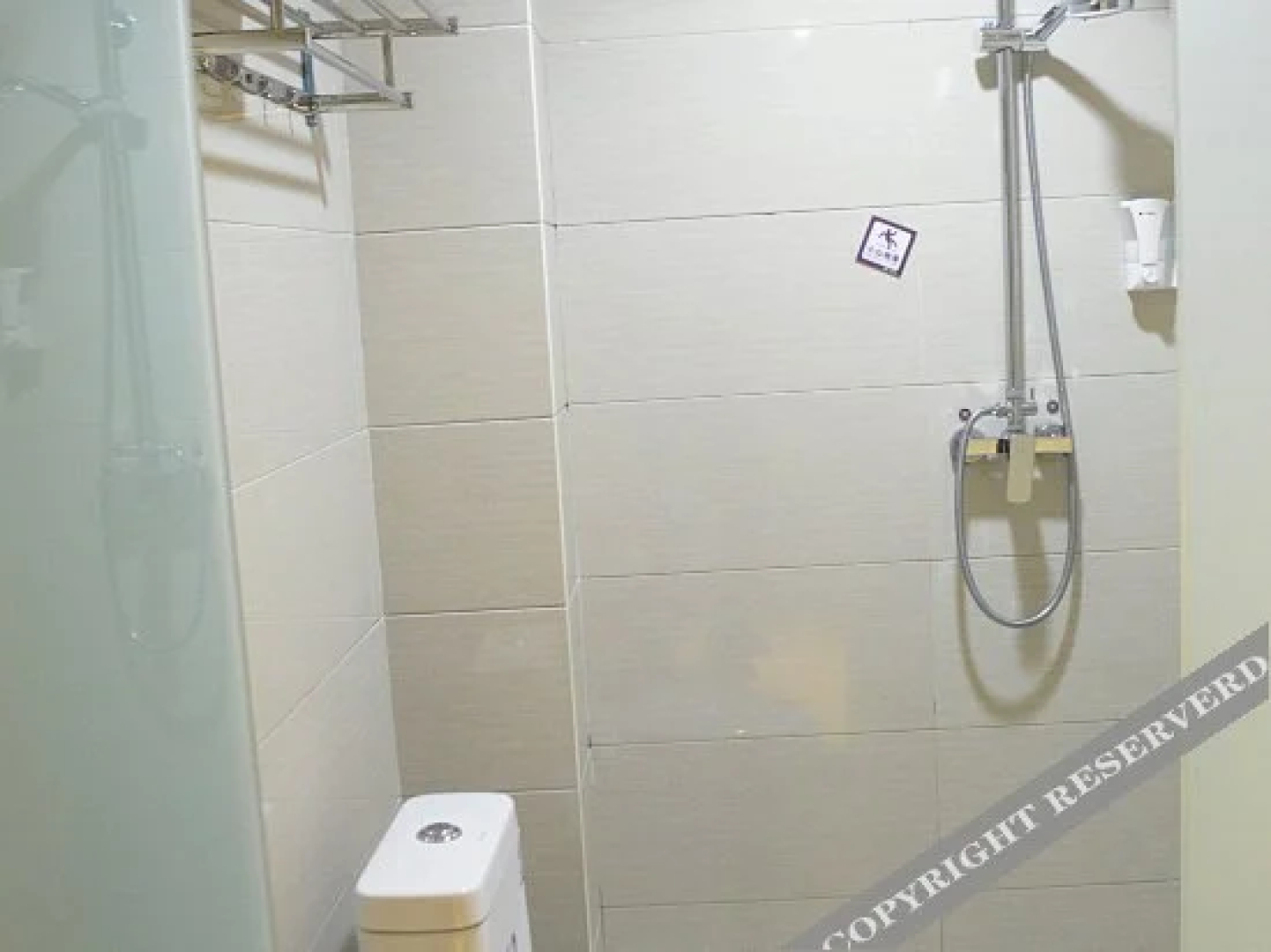SET Chain Hotel (Xiangyang Yiwu Trade City)