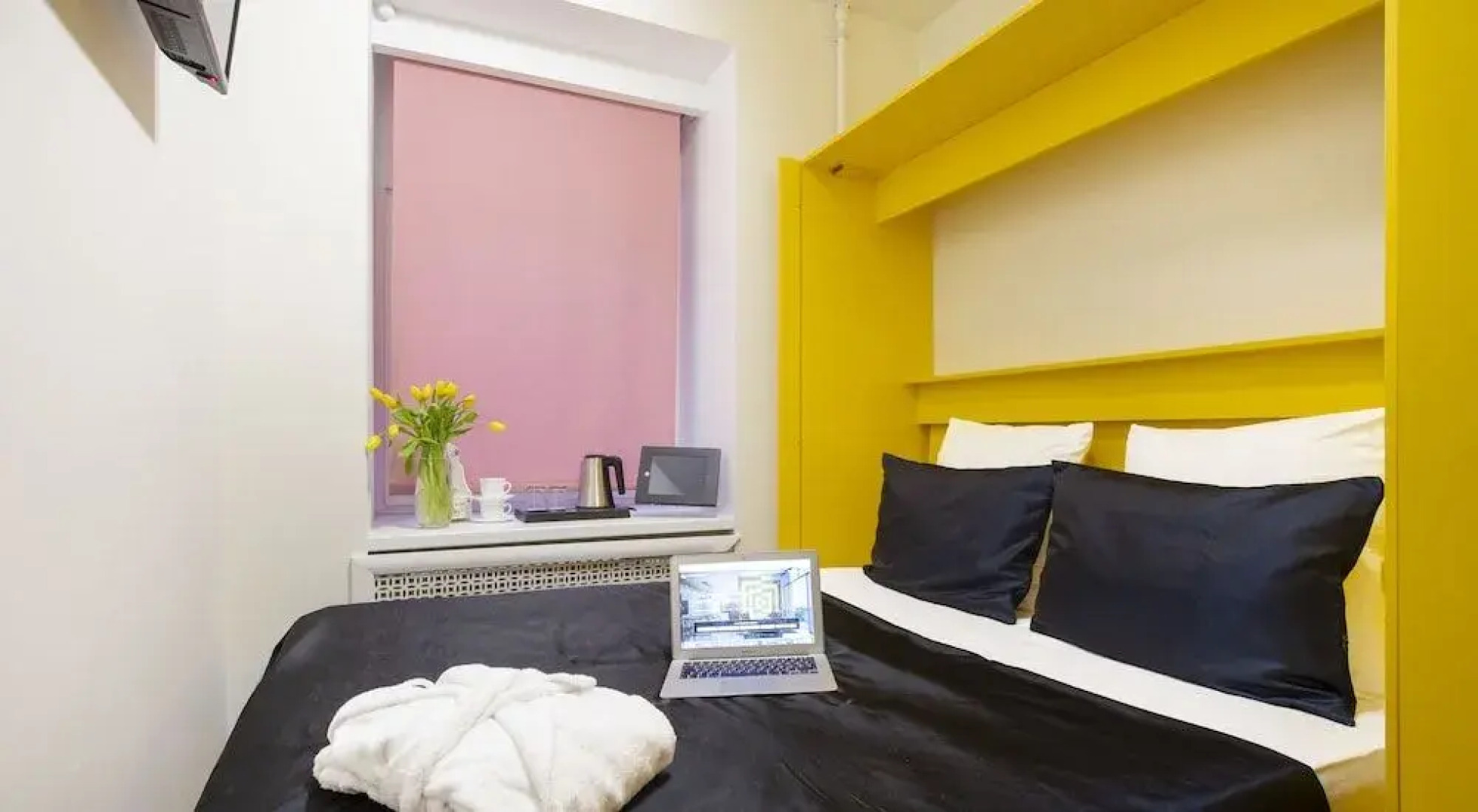 Отель Smart Welcome by Academia