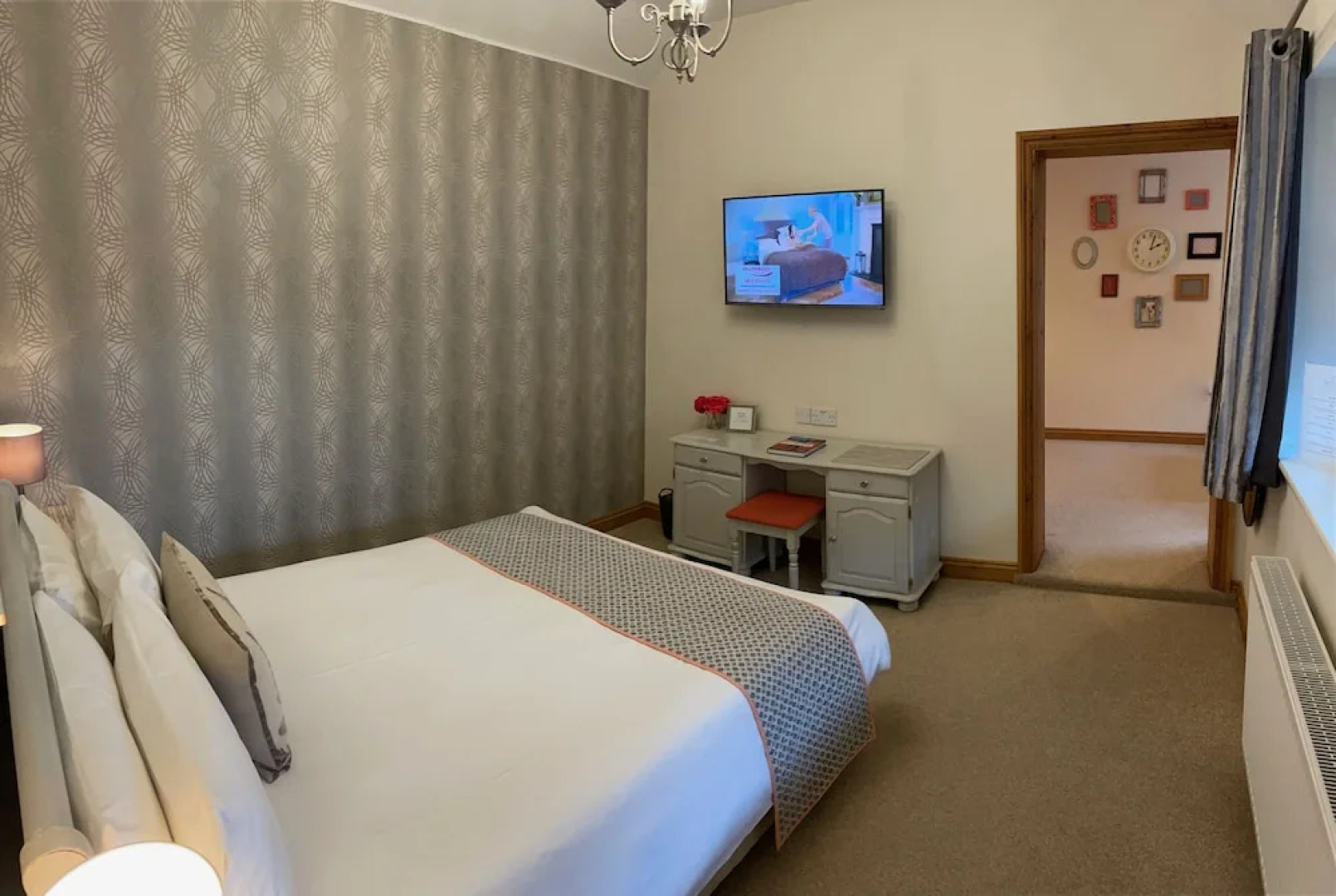 61 on Folly B&B Suites