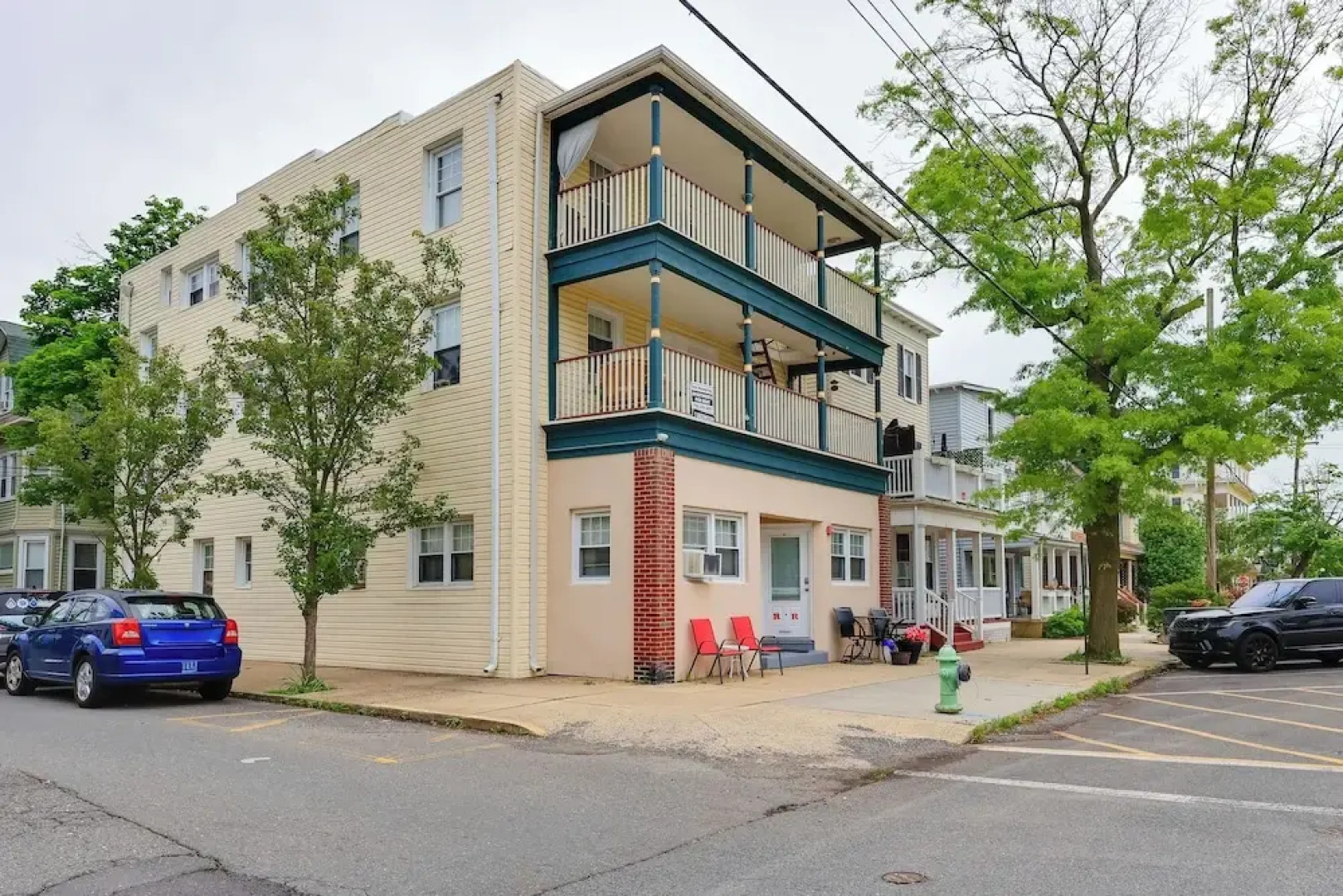 Walk to Downtown & Beach: Ocean Grove Apartment!