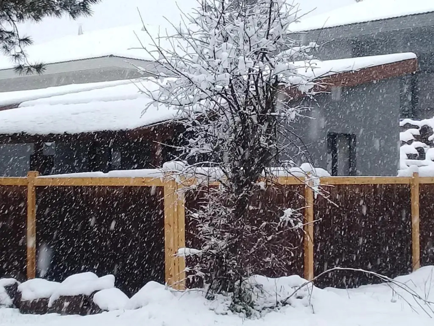 Paradise on the horizon