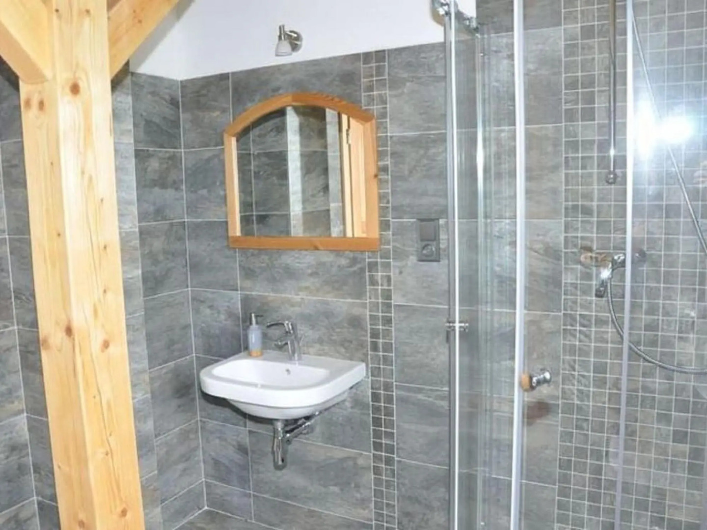 Spacious Holiday Home In Dlouhý With Sauna