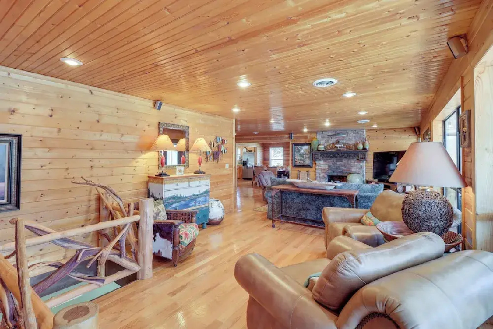 Spacious Cabin w/ Private Dock on White River!