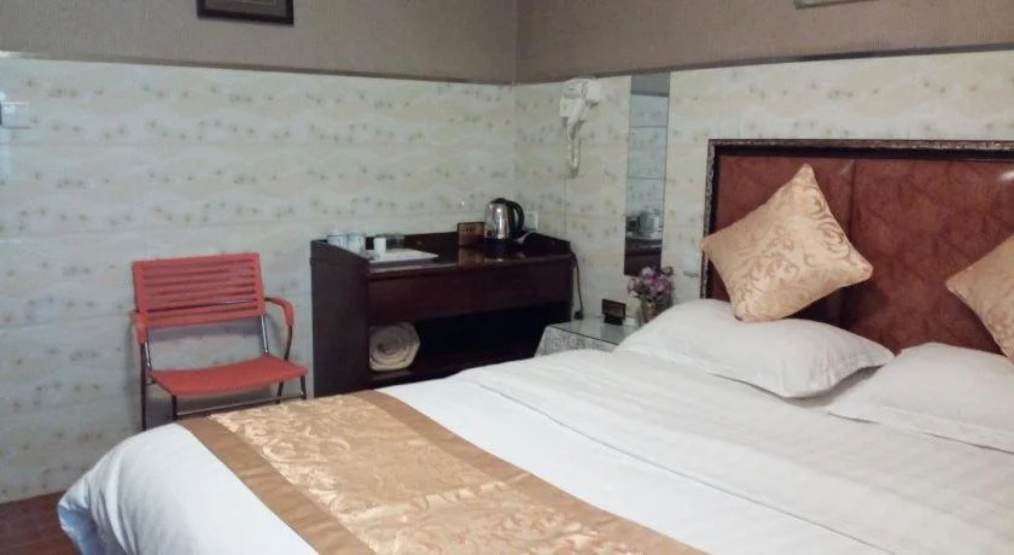 Panzhihua Dongchen Hotel