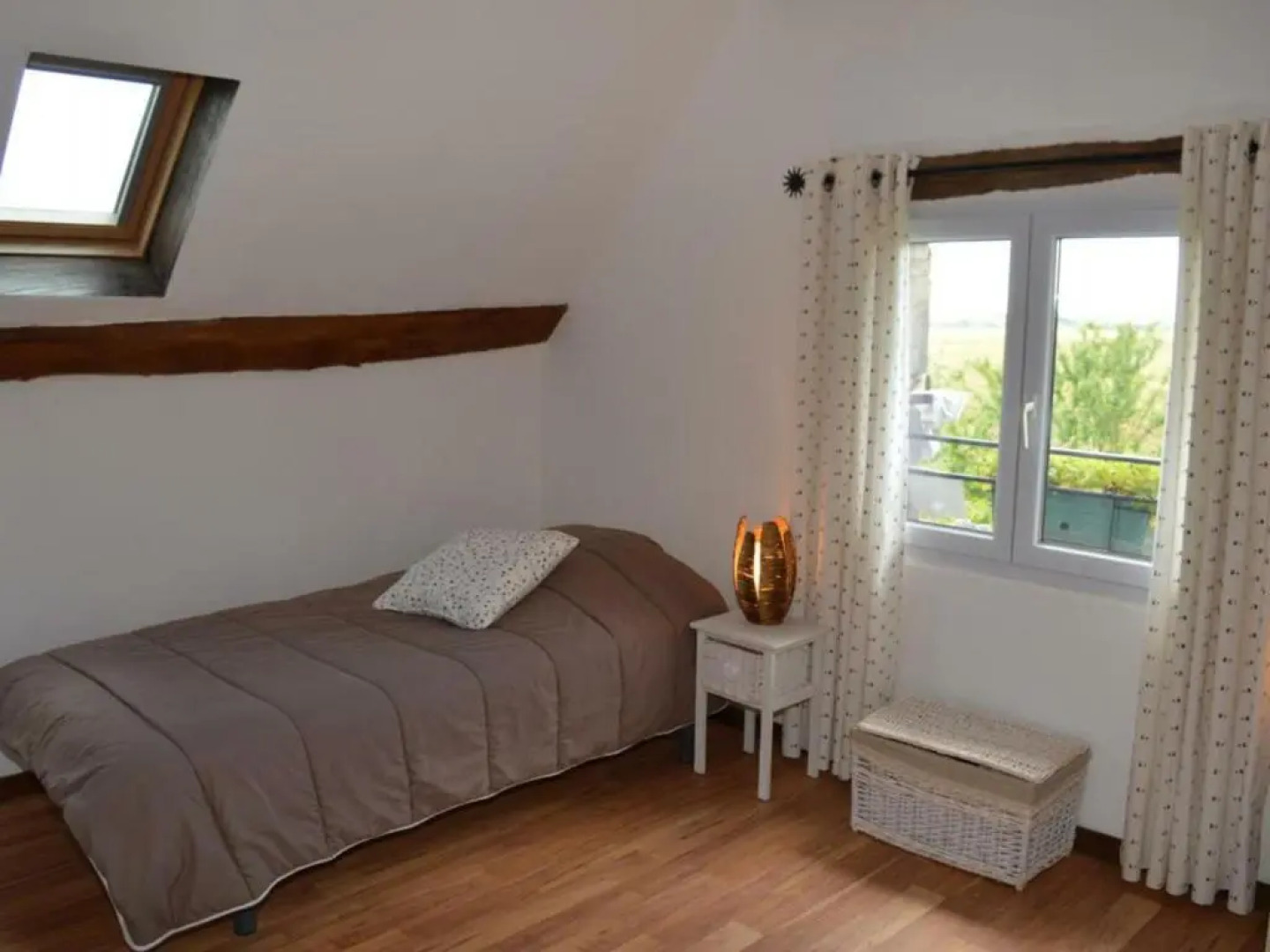 Gîte Nazelles-Négron, 3 pièces, 4 personnes - FR-1-381-201