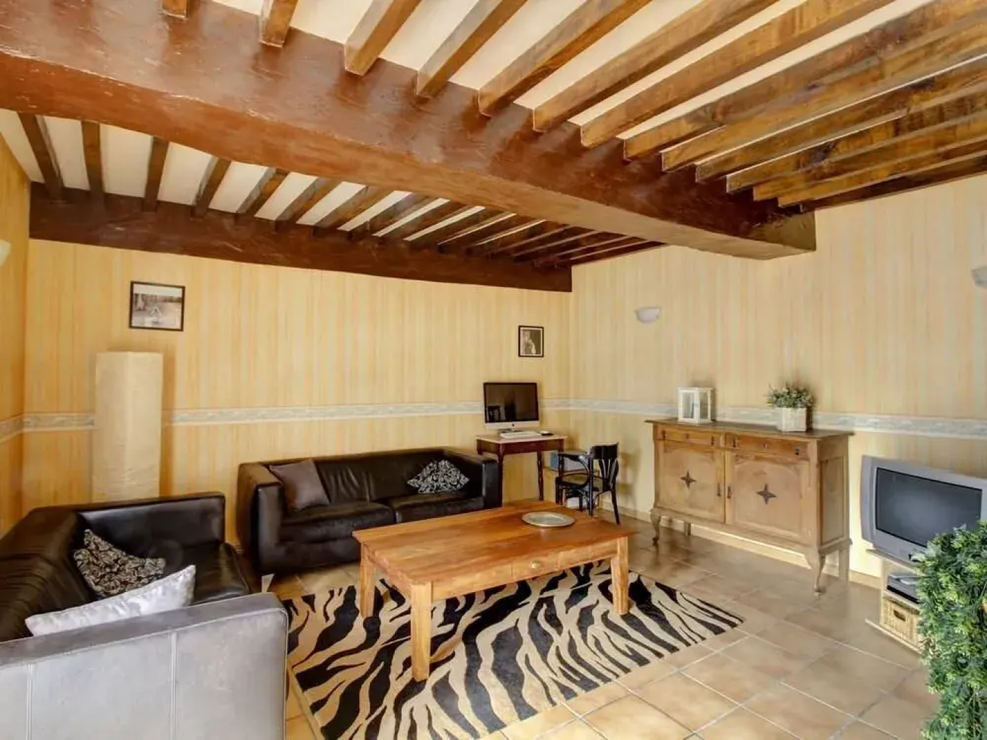 Quaint Holiday Home for 6 in Vanne