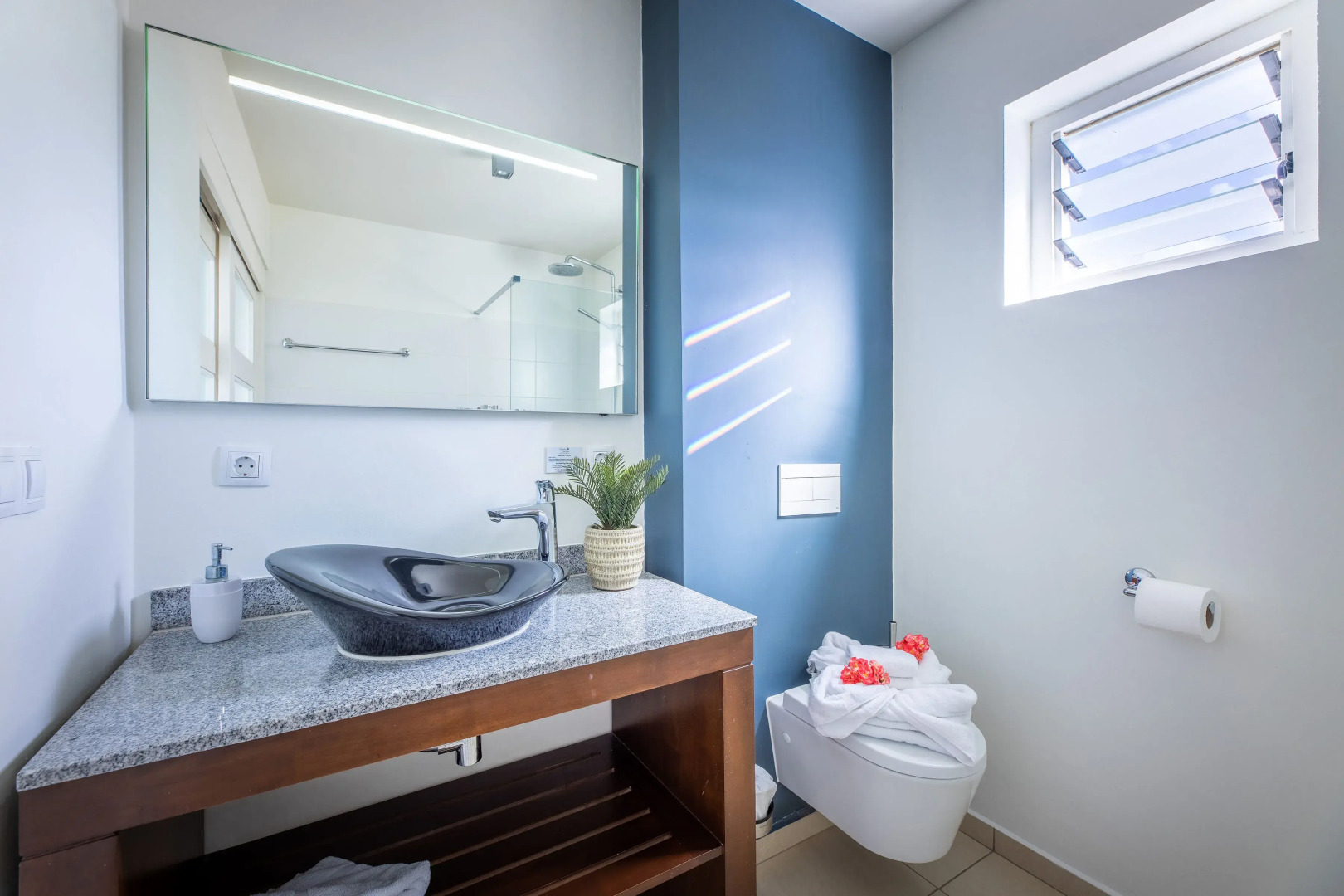 Coral Estate Luxury Resort