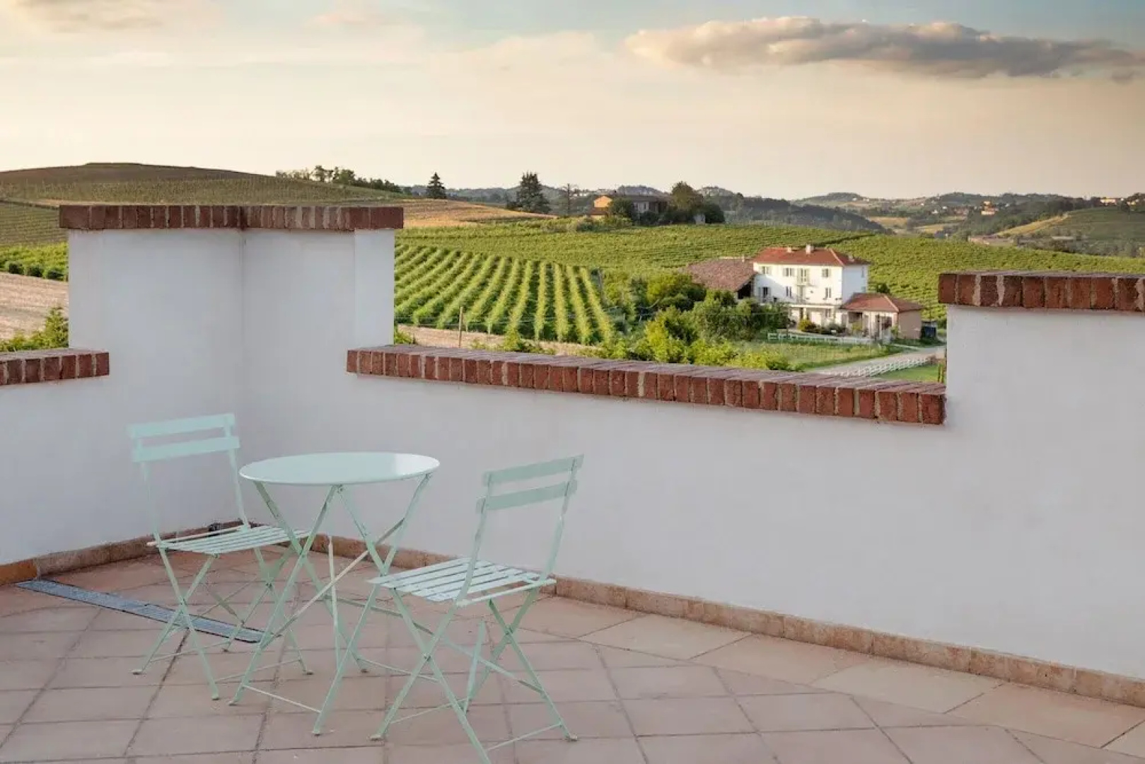BELVEDERE MONFERRATO Relais & Wellness