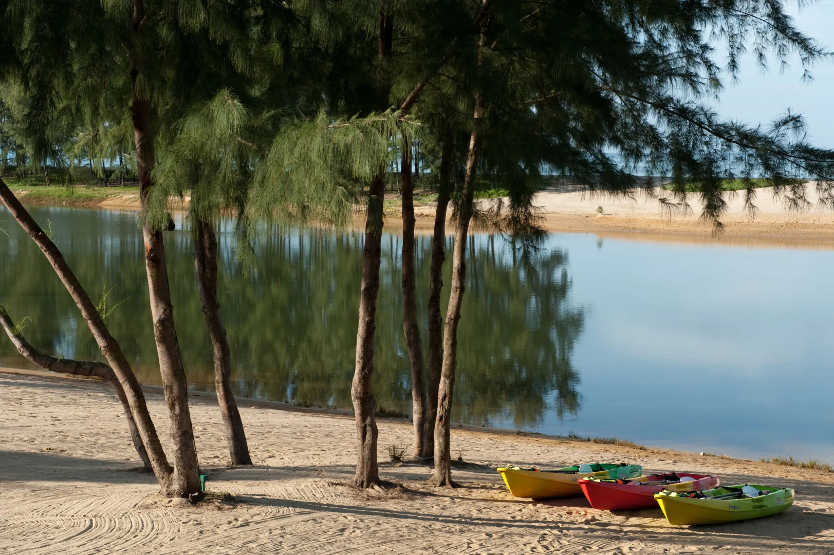 Wanakarn Beach Resort & Spa