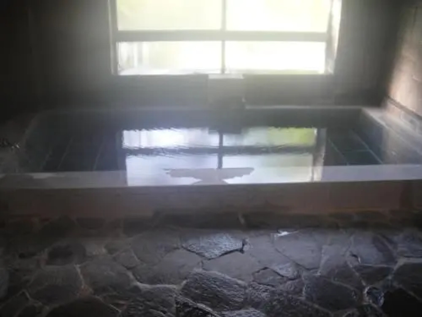 Hotel Weisser Hof Happei