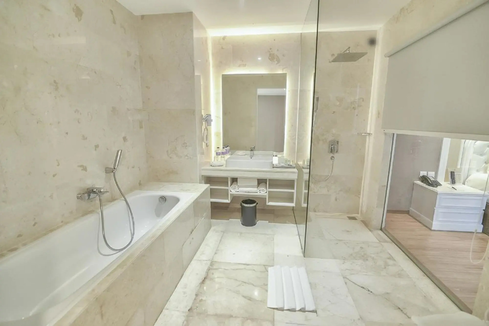 Platinum Balikpapan Hotel & Convention Hall