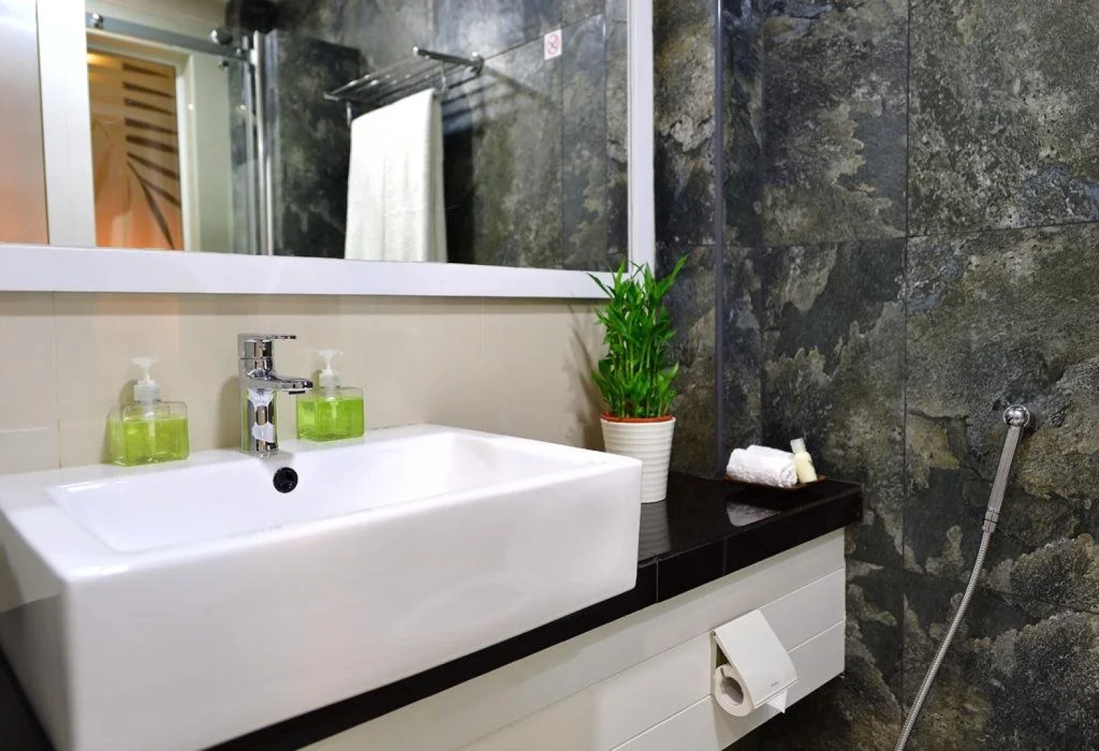 Отель Velana Beach Maldives