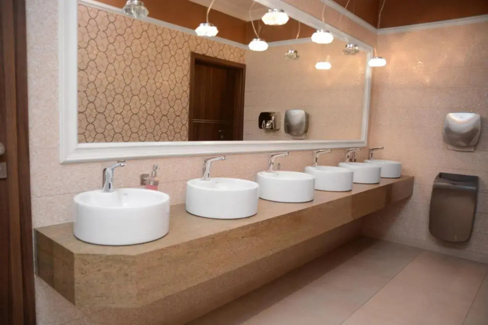 Hotel Świętokrzyski Dwór