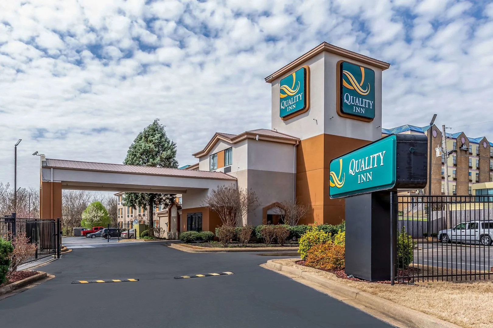 Quality Inn Memphis Northeast near I-40