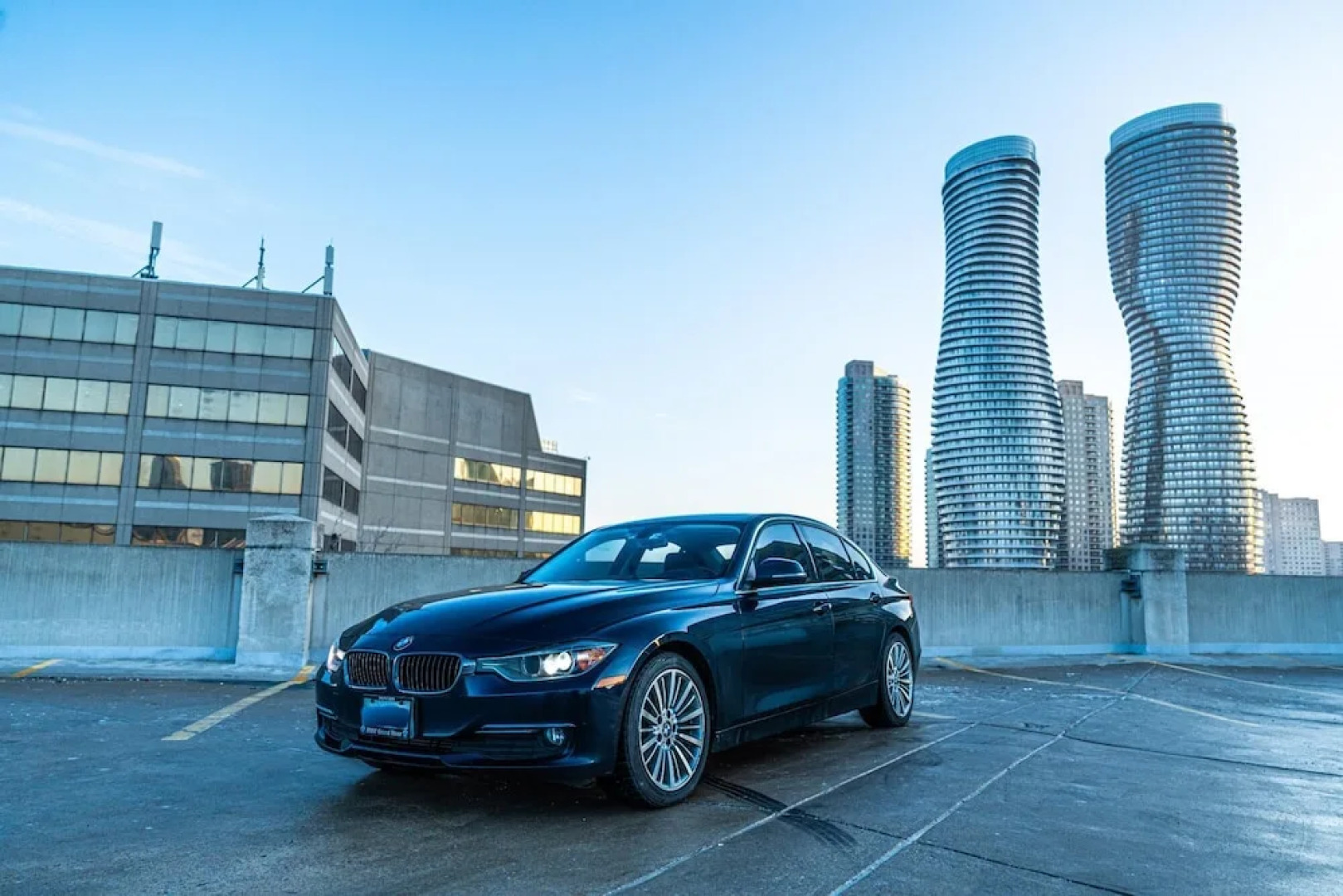 Premium 1 Bed w Rental Car Netflix Amazon