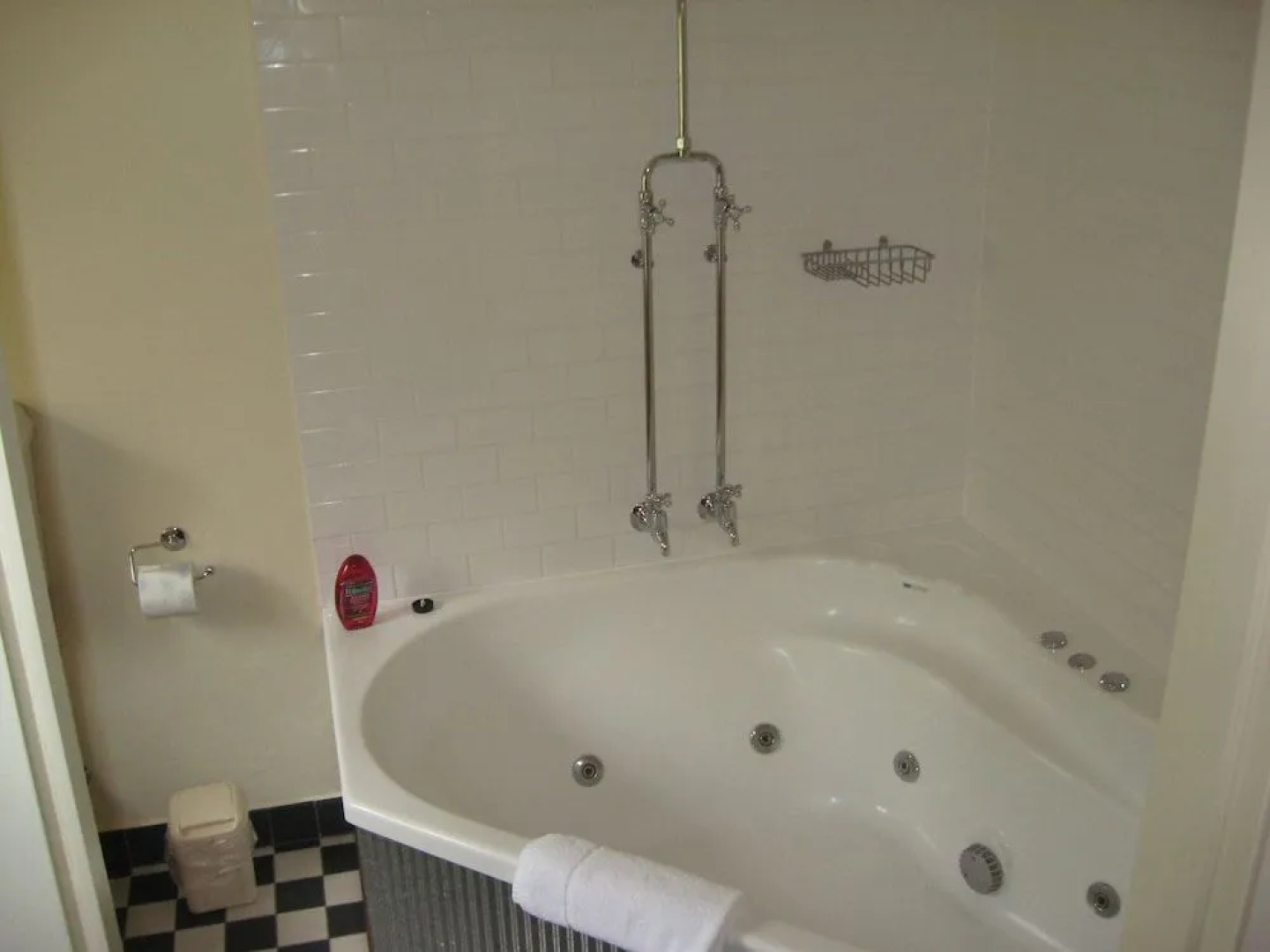 Goat Square Cottages