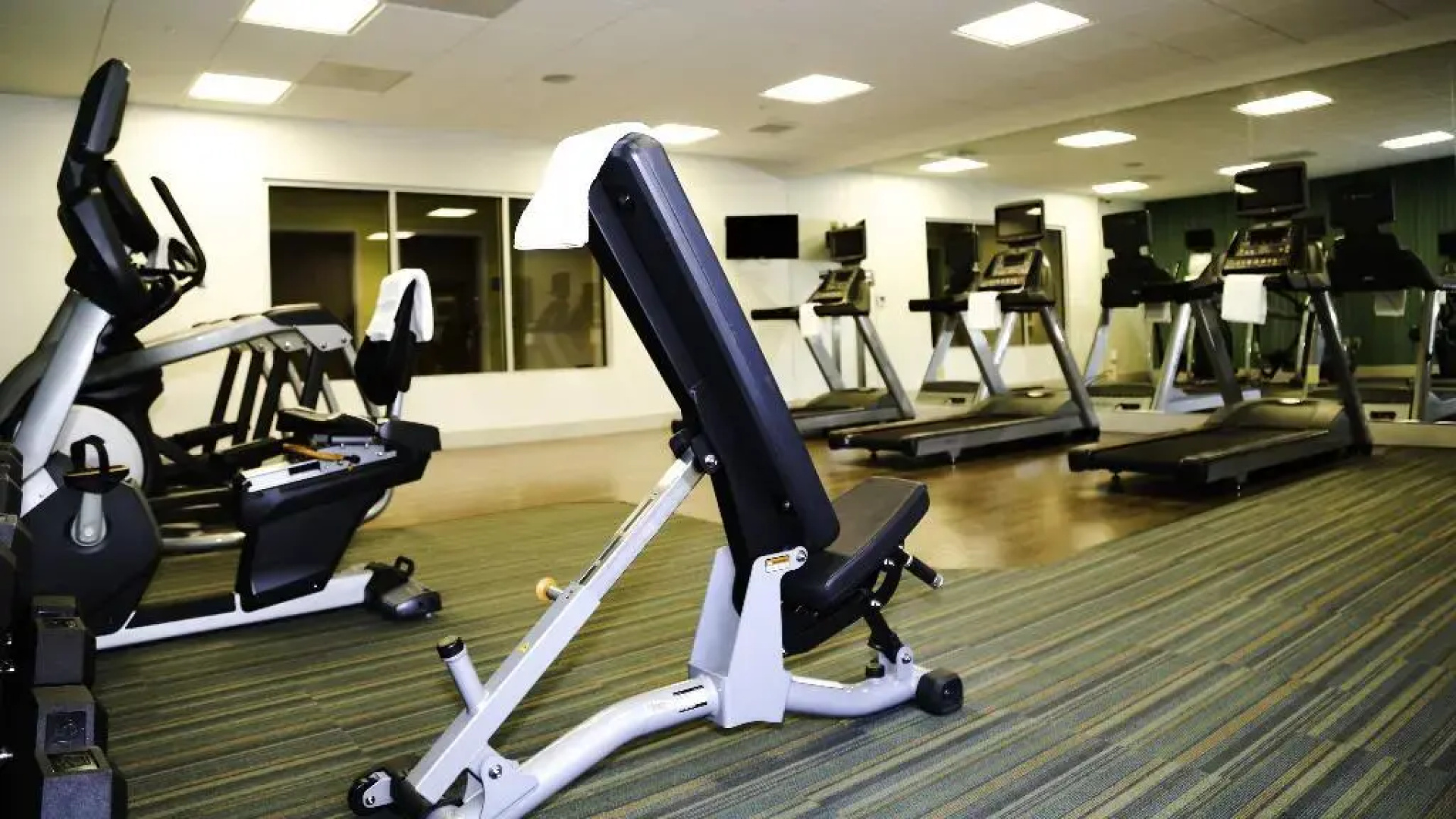 Holiday Inn Express & Suites Kingston-Ulster