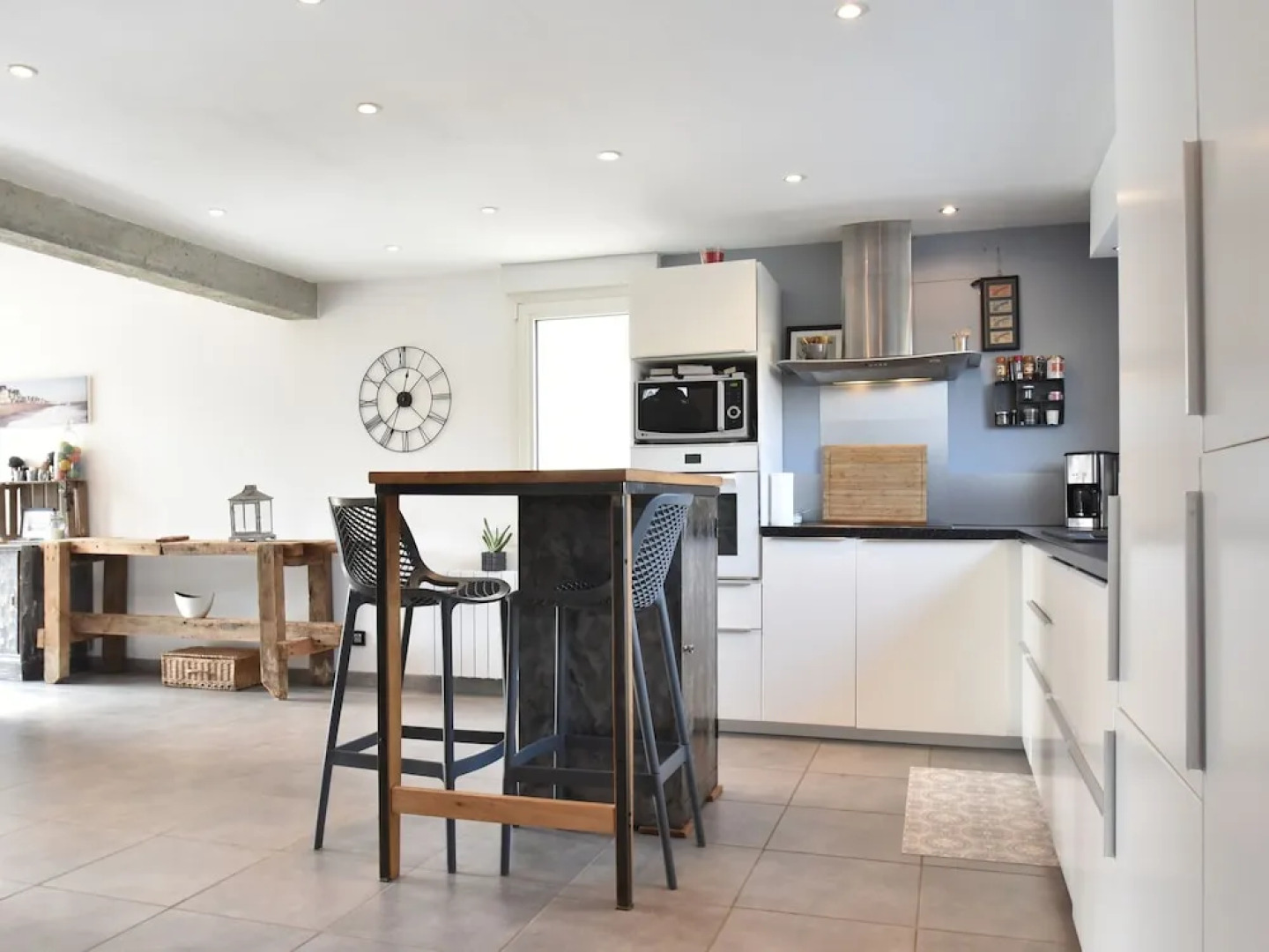 Beautiful, Renovated Cottage With Garden 500 Meters From the Beach