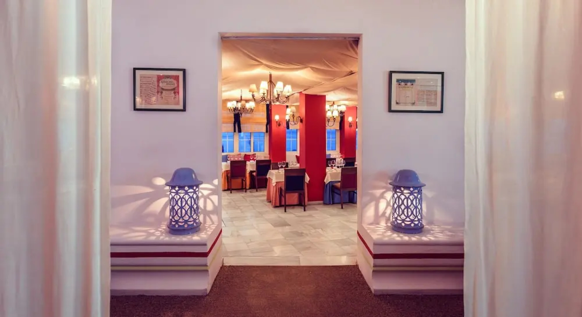The Caleta Hotel Self-Catering Apartments